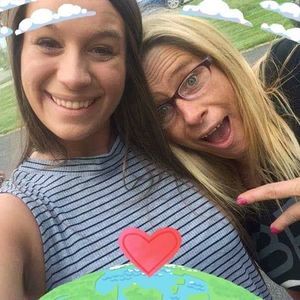 Meet your Posher, Lisa